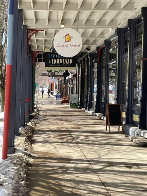 Skiing, Hiking, Village Of Eville Mtn Escape Ellicottville Exteriér fotografie